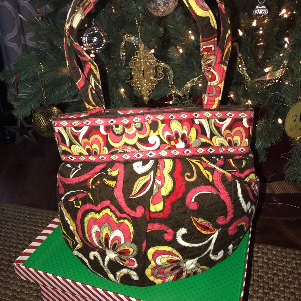 EUC Retired Vera Bradley Puccini print purse